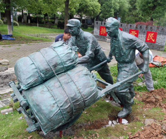 南京铸铜雕塑 南京铸铜雕塑厂 南京雕塑公司 南京铸铜雕塑 南京铸铜雕塑厂 南京雕塑公司
