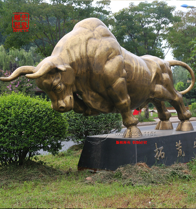 铜牛雕塑.jpg 铜牛雕塑.jpg